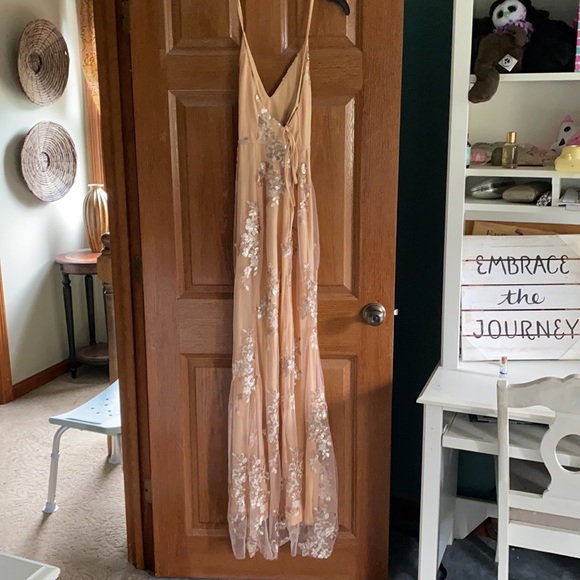 SHEIN formal dress - Picture 3 of 4